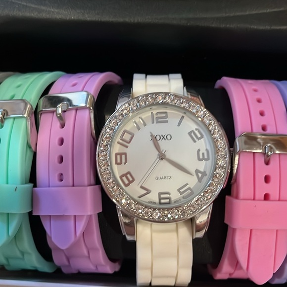 New in Box XOXO Watch Set - Picture 10 of 14